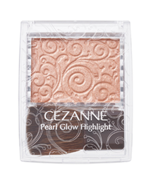 Best Japanese Cosmetic Winner: Cezanne Pearl Glow Highlight